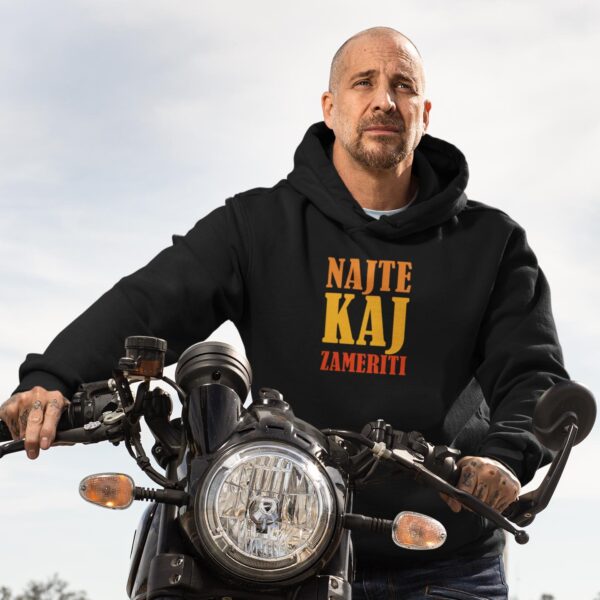 najte-kaj-zameriti Najte kaj zameriti - Hoodie crna