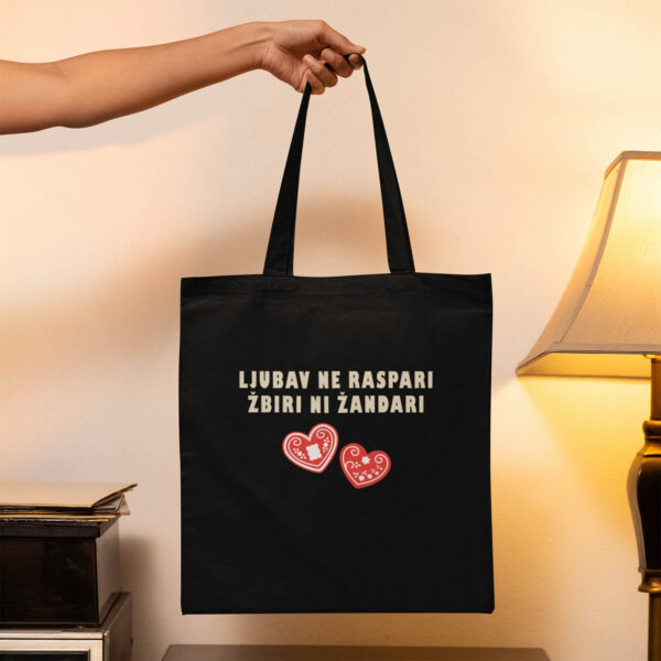 ljubav-ne-raspari-zbiri-ni-zandari-torba Ljubav ne raspari žbiri ni žandari - Torba crna