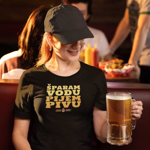 sparam-vodu-pijem-pivu-zenska-majica Šparam vodu pijem pivu - Majica kratka