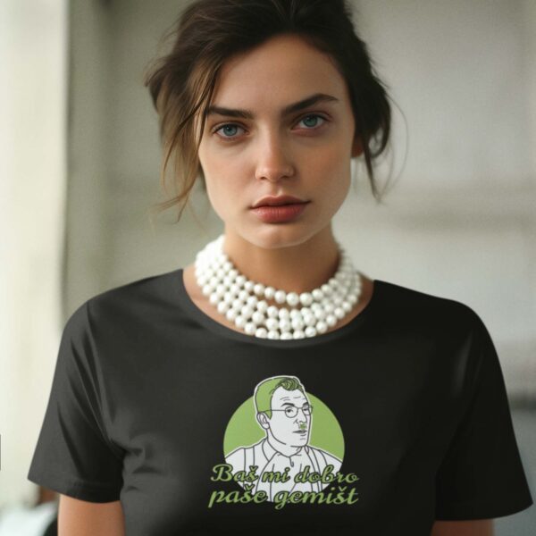 bas-mi-dobro-pase-gemist-franjo-safranek-z Crna majica sa natpisom Baš mi dobro paše gemišt i likom Franje Šafraneka