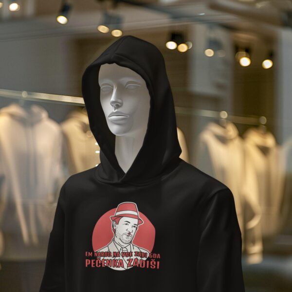 Crna hoodie majica sa likom Franca Ožbolta Cinobera